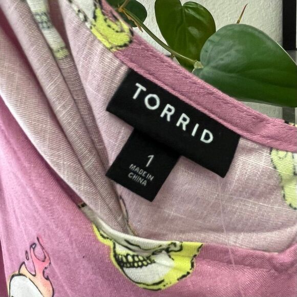New Torrid Pink Tank Top with Skull Pattern - Size 1X - Picture 3 of 5